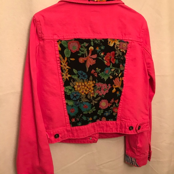 Boho Up cycled hot pink denim jacket - Picture 2 of 2